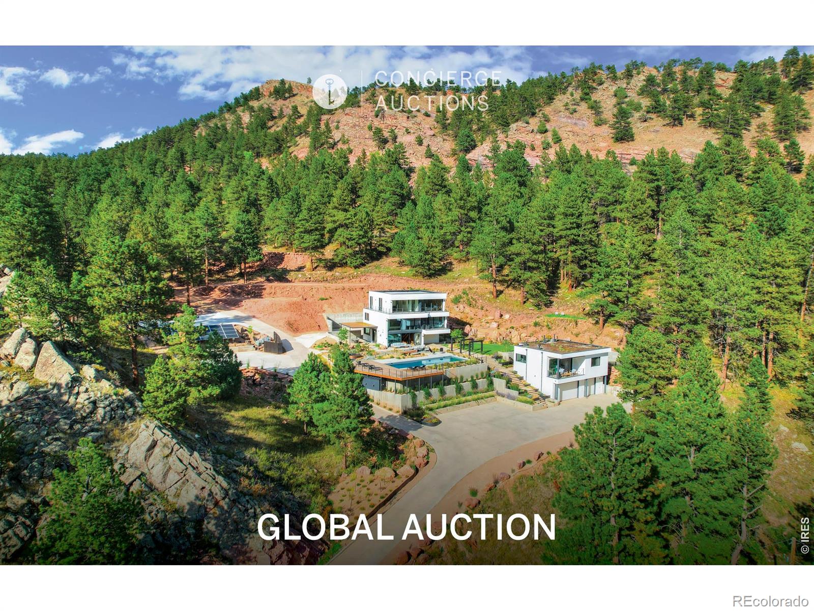228 Lion Point