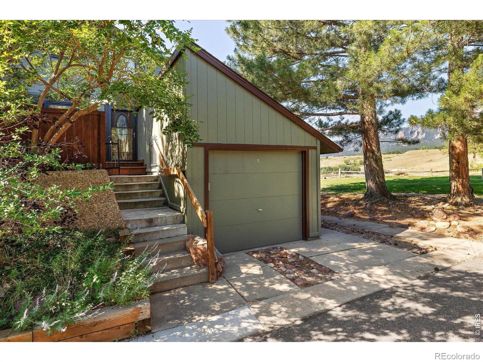 1656 Bradley Drive