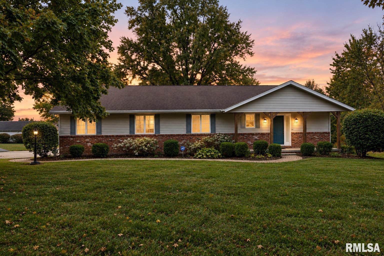 200 E Lakeland Road