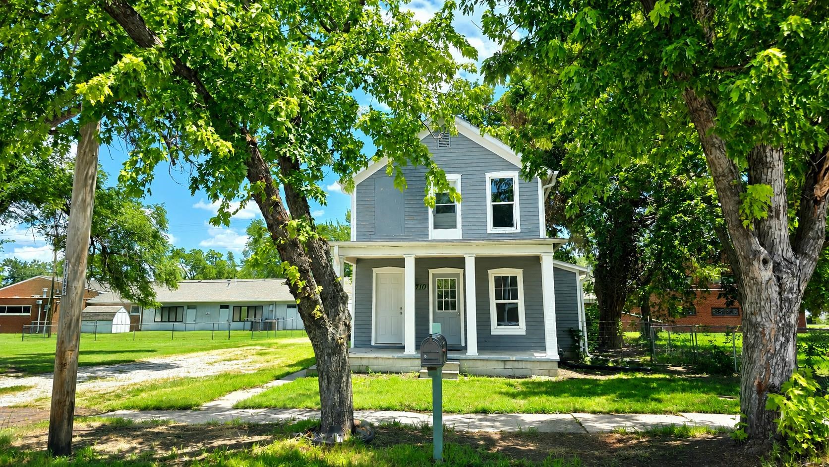 Property photo 1