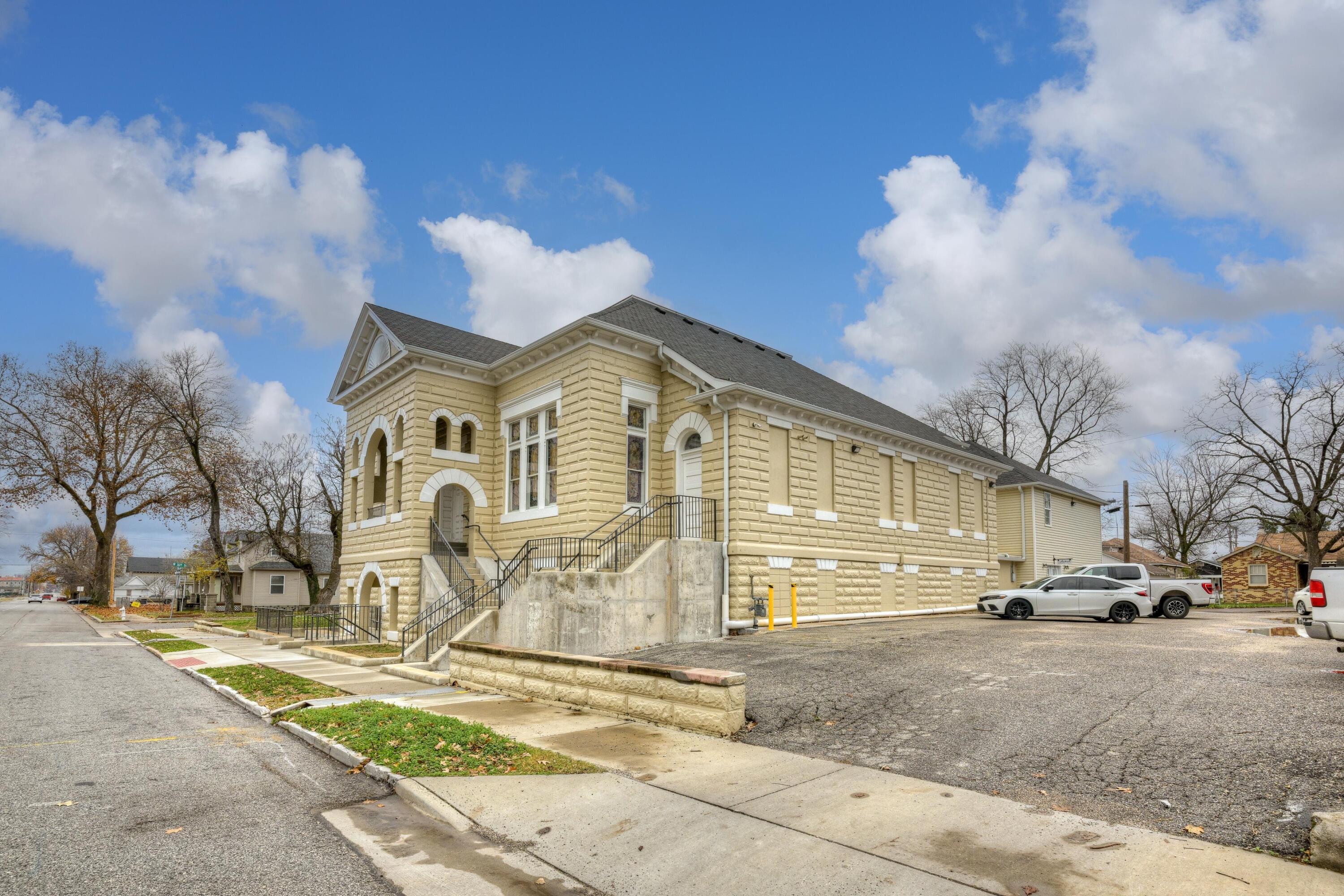 Property photo 1