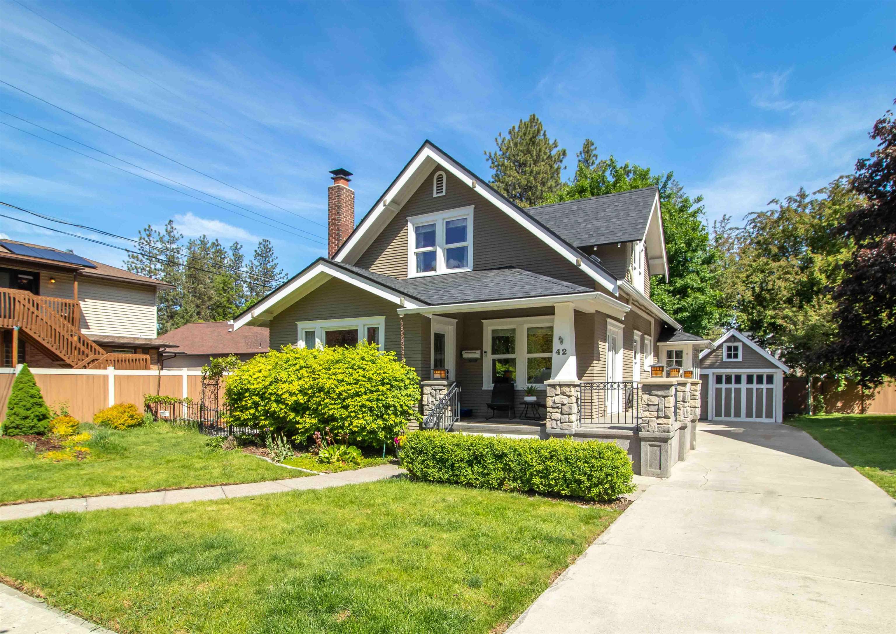 42 W 23rd Ave
