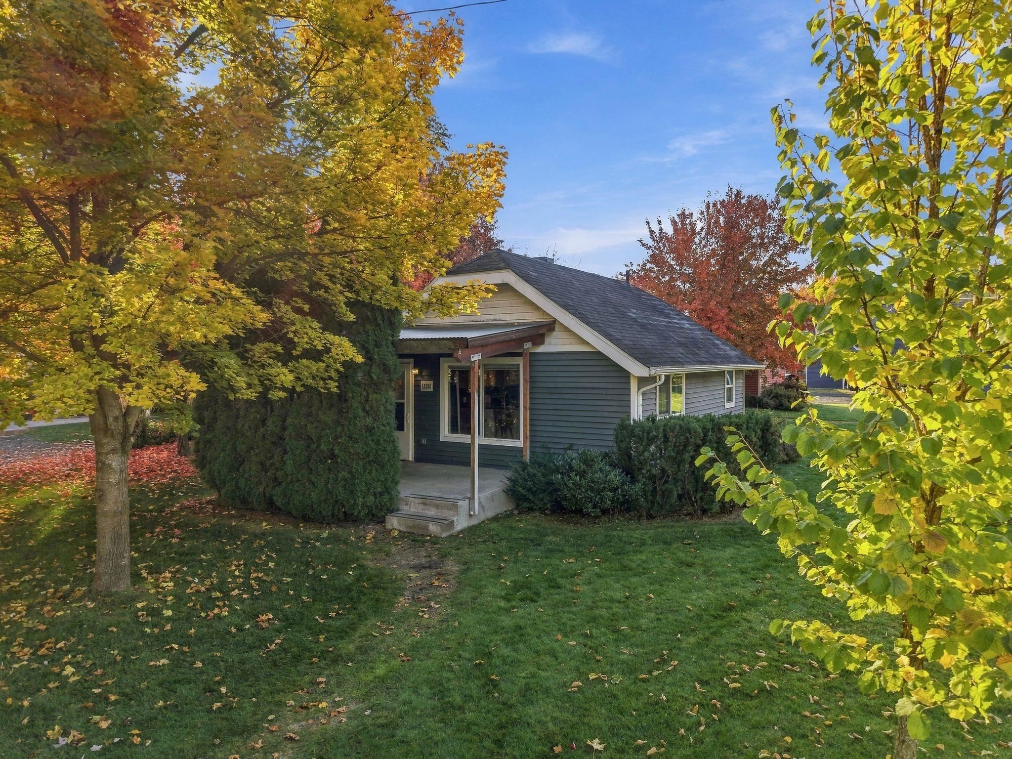 1126 S Coeur D Alene St