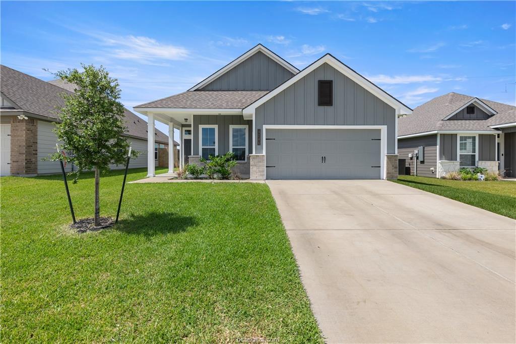 4746 Holm Oak Drive