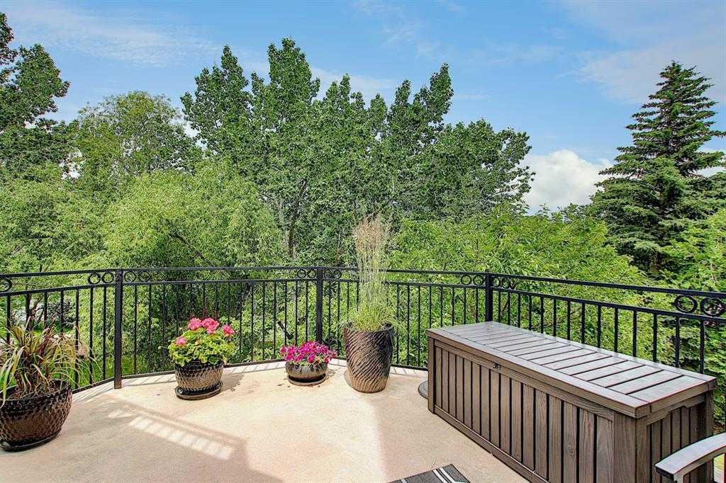 400 Eau Claire Avenue SW Unit: 5206