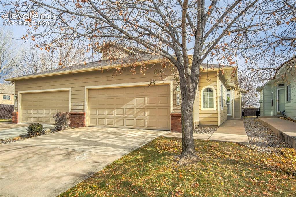 1016 Samuel Point
