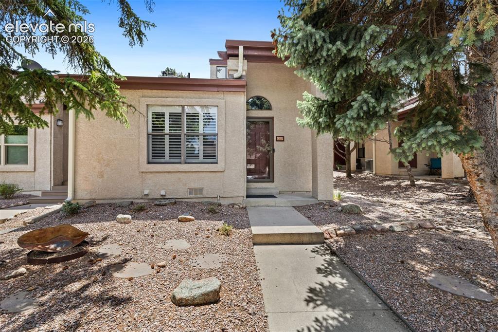 555 Autumn Crest Circle Unit: F