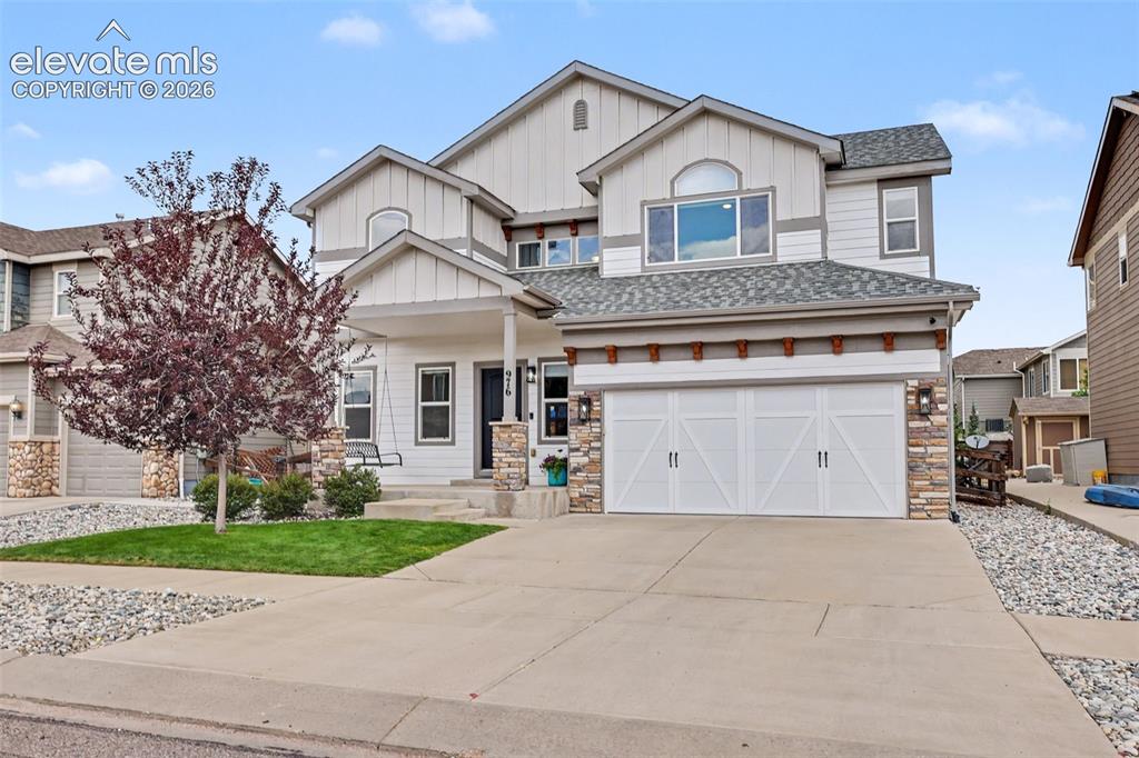 976 Pistol River Way